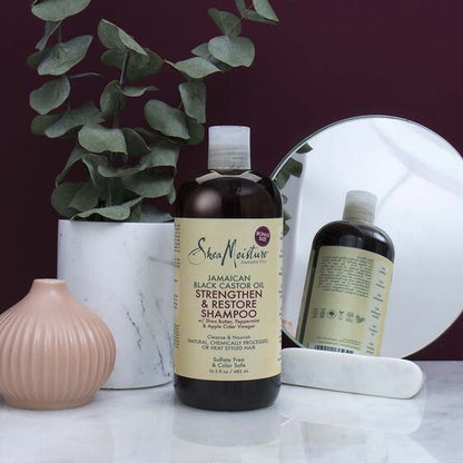 Shea Moisture Jamaican Castor Oil Strengthening Shampoo – 384 ml
